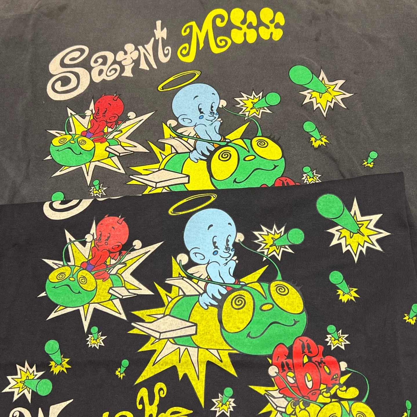 Printing proofing SAINT Mxxxxxx SS TEE/SAINT MX6/BLK Little devil bee distressed TEE Washed black S-XL Tube fabric Assute garment dyeing Rewashed and faded to make old holes Correct version Original consistent main mark/washed mark/cherub mark Original consistent printing restoration Distressed treatment Top purchasing level